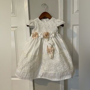 Elegant White Lace Kids Formal Dress